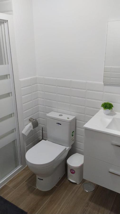 Apartamentos Marmoles Centro Малага Екстериор снимка