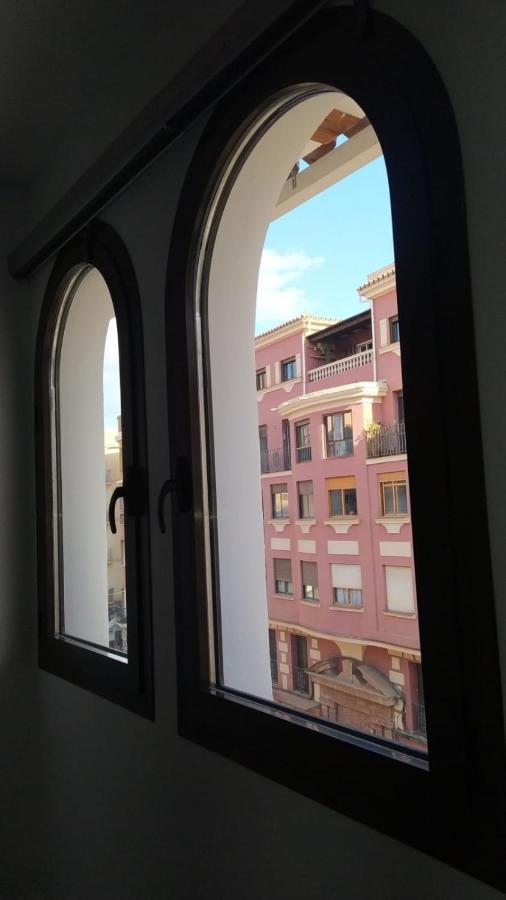 Apartamentos Marmoles Centro Малага Екстериор снимка