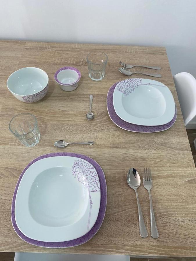 Apartamentos Marmoles Centro Малага Екстериор снимка