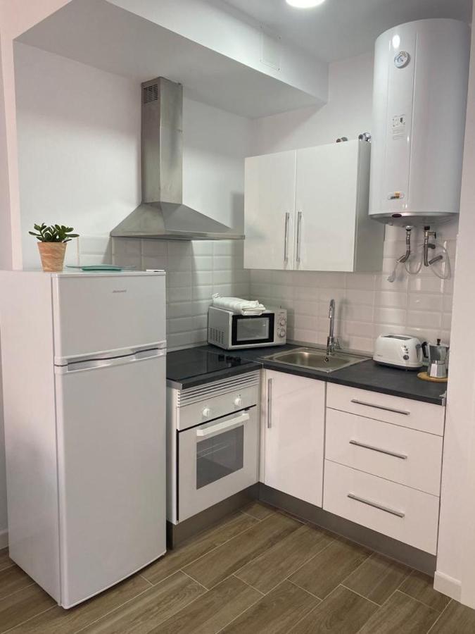 Apartamentos Marmoles Centro Малага Екстериор снимка