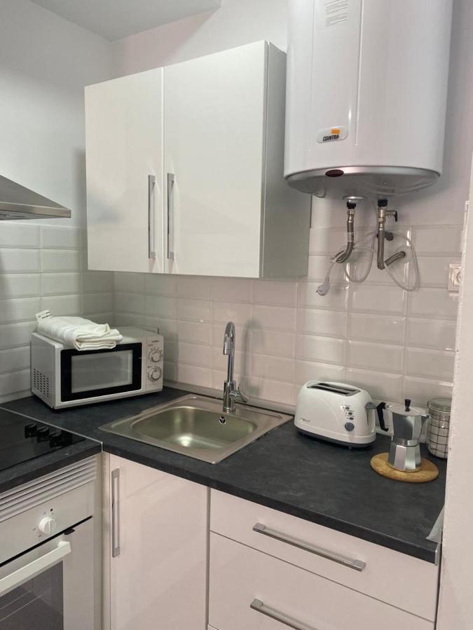 Apartamentos Marmoles Centro Малага Екстериор снимка