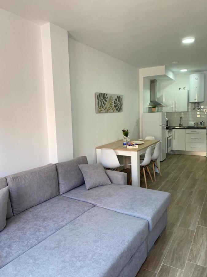 Apartamentos Marmoles Centro Малага Екстериор снимка